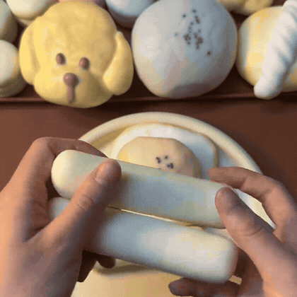 French Fry Crackle Squishy — animated squeeze demonstration